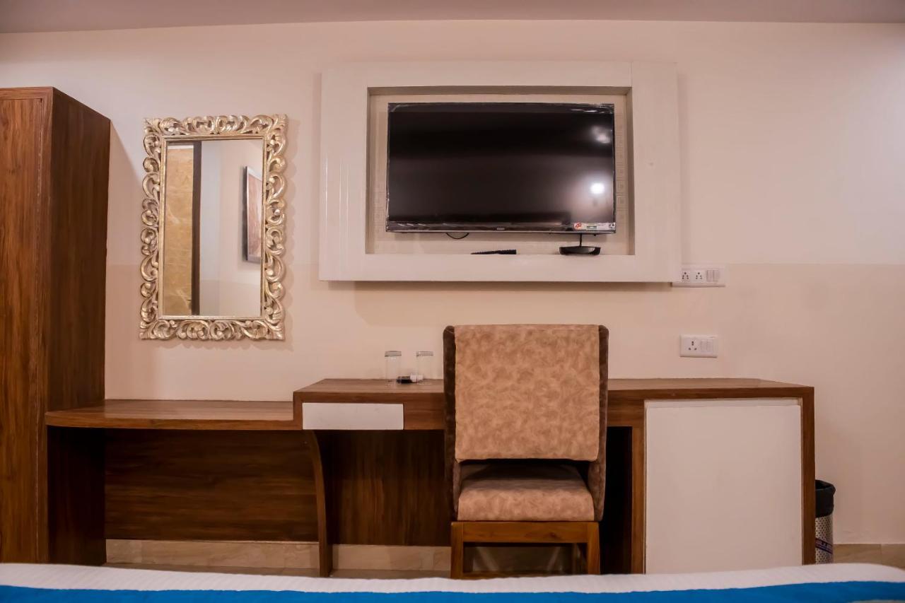 Hotel Airport City Delhi International Airport Nuova Delhi Esterno foto