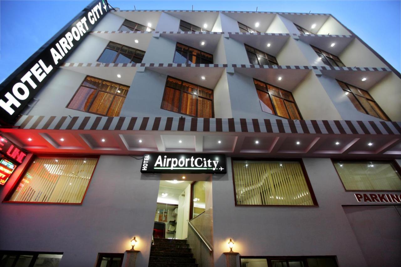 Hotel Airport City Delhi International Airport Nuova Delhi Esterno foto